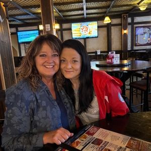 Meet your Posher, Queen j